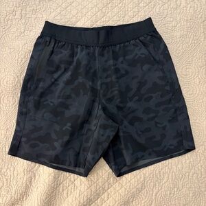 Ten Thousand Interval Shorts Mens S Black Camo 7" Unlined NWT